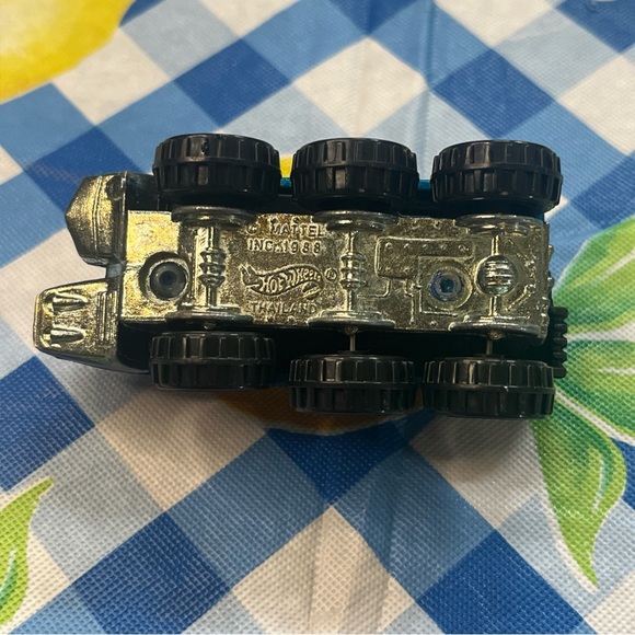 VINTAGE HOT WHEELS Radar Ranger 1988 Alien Detector Blue & Red Truck Car MATTEL - Picture 6 of 6